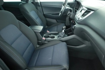 Hyundai Tucson III SUV 1.7 CRDI 115KM 2015 Hyundai Tucson 1.7 CRDi, Salon Polska, Klima, zdjęcie 8