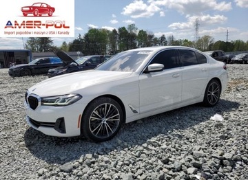 BMW Seria 5 G30-G31 2022 BMW Seria 5 540xi 2022 3.0l 3.0 Benzyna 335KM