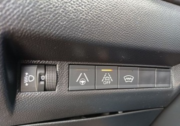 Peugeot 2008 II e-SUV Elektryczny 50kWh 136KM 2021 Peugeot 2008 93 e-2008 Allure Pack 136 KM I wl. Gwarancja 136KM, zdjęcie 20