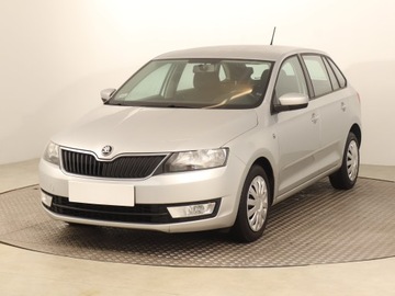 Skoda Rapid II Spaceback 1.2 TSI 85KM 2015 Skoda Rapid Spaceback 1.2 TSI, Salon Polska, zdjęcie 1