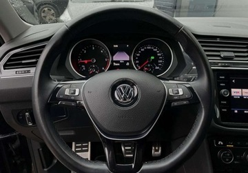 Volkswagen Tiguan II SUV 2.0 TDI 150KM 2019 Volkswagen Tiguan 2.0 TDI IQ.DRIVE 150KM DSG navi bezwypadkowy kamera, zdjęcie 21