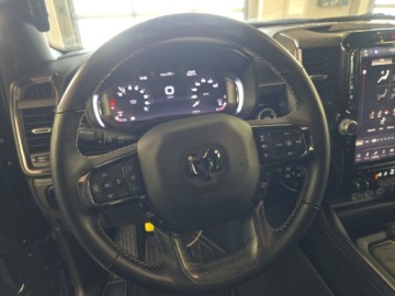  RAM 1500 Limited Crew Cab Short Bed 2025 3.0 Benzyna 395KM, zdjęcie 10