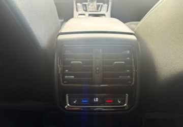 Volkswagen Arteon Fastback 2.0 TDI 190KM 2019 Volkswagen Arteon 2.0 TDI 190KM DSG 4MOTION 4x4 R-Line Salon PL Kamery 360, zdjęcie 25