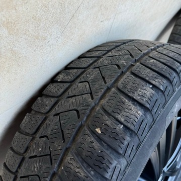KOLA RÁFKY PNEUMATIKY PIRELLI SEAT ARONA 205/60/16" 4MM ZIMNÍ