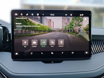 Skoda Superb III Kombi Facelifting 2.0 TDI SCR 150KM 2024 Skoda Superb LaurinKlement Matrix Panorama Navi Head-up Canton Hak FV, zdjęcie 22