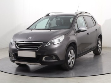 Peugeot 2008 I SUV Facelifting 1.2 PureTech 110KM 2016 Peugeot 2008 1.2 PureTech, Salon Polska, zdjęcie 1