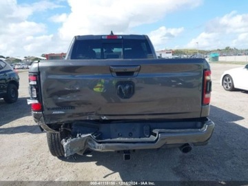  RAM 1500 2020r., Laramie, od ubezpieczalni 5.7 Benzyna 395KM, zdjęcie 5