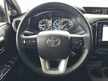 Toyota Hilux VIII Podwójna kabina Facelifting 2.8 D-4D 204KM 2023 Toyota Hilux 2.8 D-4D Double Cab SR5+ 4x4 2.8 D-4D, zdjęcie 12