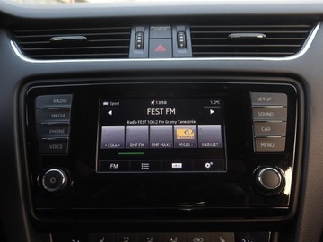 Skoda Octavia III RS 2.0 TSI 220KM 2014 Skoda Octavia RS 2.0 TSI, Salon Polska, zdjęcie 11