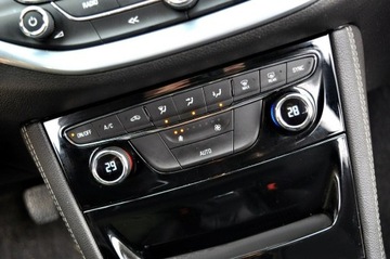 Opel Astra K Sports Tourer 1.4 Turbo 150KM 2017 Opel Astra 1.4 Turbo 150 KM Full Opcja Cosmo, zdjęcie 24