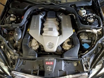 Mercedes Klasa E W212 2010 Mercedes-Benz Klasa E Mercedes-Benz E63 AMG, od ubezpieczalni 6.2 Benzyna, zdjęcie 10