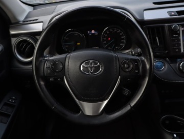 Toyota RAV4 IV MPV Facelifting 2.5 Hybrid 197KM 2017 Toyota RAV 4 2.5 Hybrid, Salon Polska, Serwis ASO, zdjęcie 16