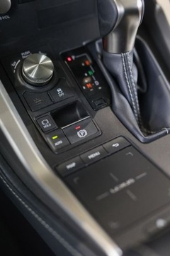 Lexus NX I SUV Facelifting 300 238KM 2018 Lexus NX 300 Elegance AWD 2.0 Benzyna 238KM, zdjęcie 24