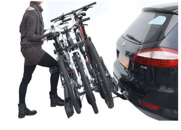 Peruzzo Pure Instinct на велосипедном креплении для 3 велосипедов