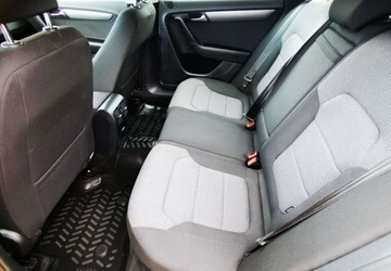 Volkswagen Passat B7 Variant 2.0 TDI CR DPF BlueMotion 140KM 2012 Volkswagen Passat 2.0 TDI Comfortline 2.0 Diesel 140KM, zdjęcie 15