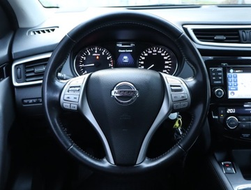 Nissan Qashqai II Crossover 1.2 DIG-T 115KM 2017 Nissan Qashqai 1.2 DIG-T, Salon Polska, Navi, zdjęcie 20