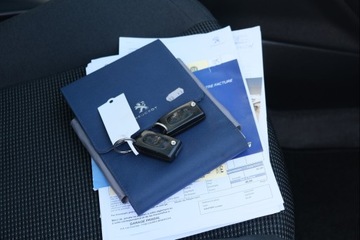 Peugeot 5008 I Minivan Facelifting 2.0 HDi 150KM 2015 Peugeot 5008 FL 2.0 HDi-150KM Allure nawigacja panorama zarejestrowany PL, zdjęcie 33