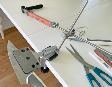 ПРОФЕССИОНАЛЬНОЕ КОЛЕСО ДЛЯ ЗАТОЧКИ НОЖЕЙ, 4 КАМНЯ