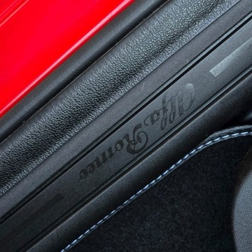 Alfa Romeo Giulietta Nuova II Hatchback 5d Facelifting 1.6 JTDM-2 120KM 2015 Alfa Romeo Giulietta 1.6 120KM JTDM 16V Sport, zdjęcie 26