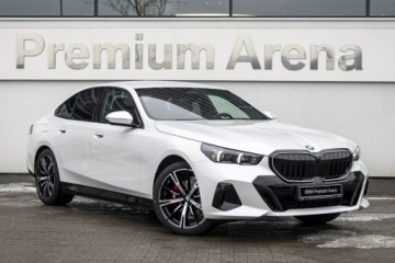 BMW Seria 5 G90-91 Touring 2.0 520d 197KM 2025 BMW 520 xDrive Limuzyna - Dostępny od ręki!, zdjęcie 4