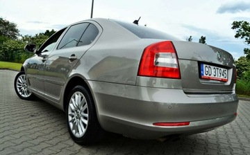 Skoda Octavia II Kombi 1.8 TSI 160KM 2009 Skoda Octavia Laurin Klement DSG Ksenon Szyberdach, zdjęcie 2