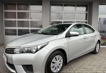 Toyota Corolla XI Sedan 1.33 Dual VVT-i 99KM 2015 Toyota Corolla Salon Polska, Serwis ASO 1.3 Benzyna 99KM, zdjęcie 2