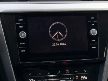 Volkswagen Arteon Fastback Facelifting 2.0 TDI SCR 150KM 2023 Volkswagen Arteon Shooting Brake Bogate wyposazenie Drugi komplet opon Bez, zdjęcie 26