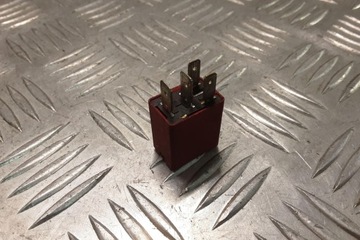 RELÉ ALFA ROMEO 147 (937_) 46520412 1.6L GASOLINE 77KW 2000