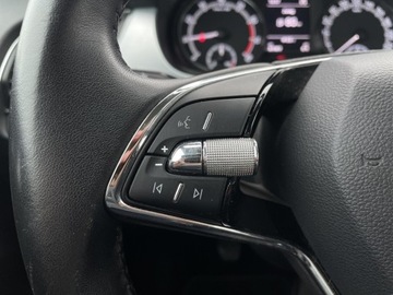 Skoda Fabia IV 1.0 TSI 95KM 2022 Skoda Fabia Ambition ! Czujniki Parkowania ! Tempo, zdjęcie 16