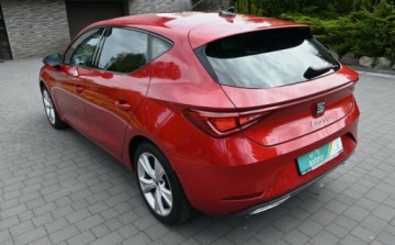 Seat Leon IV Hatchback 1.5 eTSI (MHEV) 150KM 2021 Seat Leon 1,5 TSI 150 KM FR Full Led AMBIENTE Nawigacja Virtual tacho 1.5, zdjęcie 3