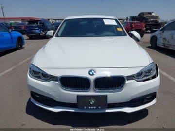 BMW Seria 3 G20-G21 2018 BMW Seria 3 320I sedan 2.0 Benzyna 180KM, zdjęcie 1