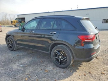 Mercedes GLC C253 2021 Mercedes-Benz GLC 2021 MERCEDES-BENZ GLC 300 4MATIC 2.0 Benzyna 250KM, zdjęcie 2