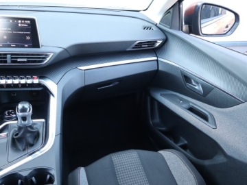 Peugeot 3008 II Crossover 1.6 BlueHDi 120KM 2017 Peugeot 3008 1.6 BlueHDi, Navi, Klima, zdjęcie 7