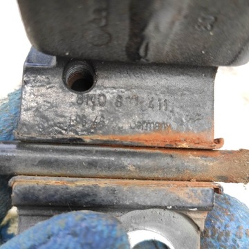 PANT DVEŘE SPODNÍ LEVÝ PŘEDNÍ AUDI TT