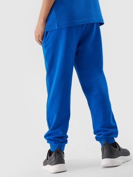 ДЕТСКИЕ СПОРТИВНЫЕ БРЮКИ 4F ДЛЯ МАЛЬЧИКОВ НА КАЖДЫЙ ДЕНЬ