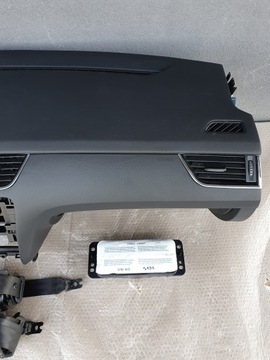 Skoda Octavia III 3 ремни безопасности консоли приборной панели