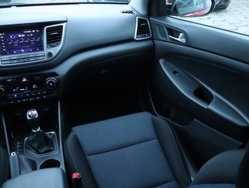 Hyundai Tucson III SUV 1.6 GDI 132KM 2016 Hyundai Tucson 1.6 GDI, Salon Polska, Serwis ASO, zdjęcie 7