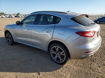 Maserati Levante 2017 Maserati Levante Sport 2017 3.0l 3.0 Benzyna 345KM, zdjęcie 1