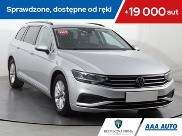 Volkswagen Passat B8 Variant Facelifting 2.0 TDI SCR 150KM 2021 VW Passat 2.0 TDI, Salon Polska, 1. Właściciel