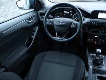 Ford Focus IV Hatchback 1.0 EcoBoost 125KM 2019 Ford Focus 1.0 EcoBoost, Salon Polska, zdjęcie 6