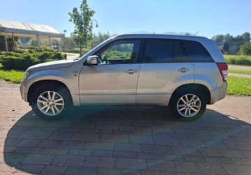 Suzuki Grand Vitara II SUV 1.9 DDiS 129KM 2008 Suzuki Grand Vitara 4X4 140 Tys km 1.9 Diesel 129KM, zdjęcie 2