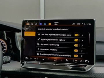 Volkswagen Golf VIII Variant 1.5 eTSI 150KM 2024 Volkswagen Golf 1.5 Benzyna 150KM, zdjęcie 31