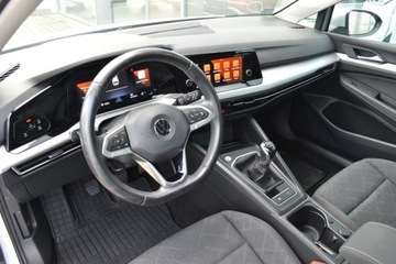 Volkswagen Golf VIII Variant 1.5 TSI 130KM 2022 Volkswagen Golf SalonPL TSI 130KM Variant Life ACC LaneAssist Czujniki ALA, zdjęcie 8