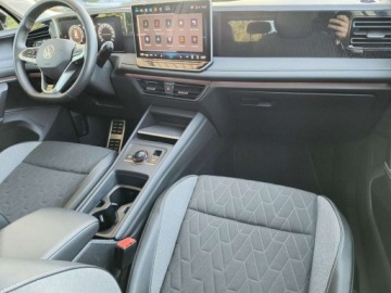 Volkswagen Tiguan III 2025 Volkswagen Tiguan GOAL serwis ASO 1.5TSI 130KM bezwypadkowy pakiety Webast, zdjęcie 17