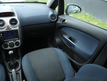 Opel Corsa C 1.2 Twinport ECOTEC 80KM 2006 Opel Corsa 1.2, Klima ,Bezkolizyjny,ALU, El. szyby, zdjęcie 7
