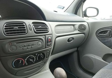 Renault Scenic I Minivan 1.6 i 16V 110KM 2000 Renault Scenic Renault Scenic 1.6 Benzyna 110KM, zdjęcie 10