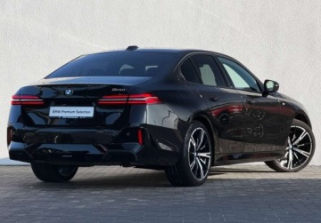 BMW Seria 5 G90-91 2025 BMW Seria 5 I wlasciciel Hak M Sport Gwarancja Bezwypadkowy FVAT23, zdjęcie 1