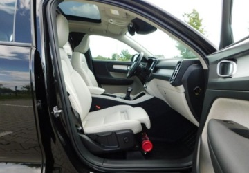 Volvo XC40 Crossover 2.0 D3 150KM 2020 Volvo XC 40 z Gwarancja Panorama Dach Kamera Skora Bezowa 2.0 Diesel, zdjęcie 7