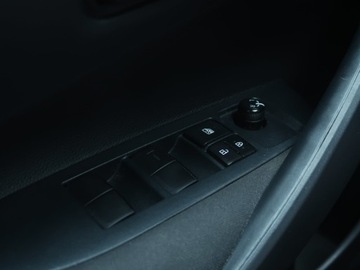 Toyota Corolla XII TS Kombi 1.8 Hybrid 122KM 2021 Toyota Corolla 1.8 Hybrid, Salon Polska, zdjęcie 17