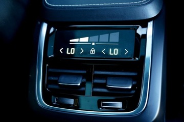 Volvo XC90 II SUV Plug-In 2.0 T8 Twin Engine Plug-in Hybrid 391KM 2021 Volvo XC 90 RECHARGE panorama FUL LED 7-os SKÓRA, zdjęcie 24